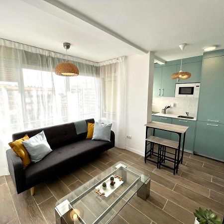 Tar11D - Estudio Con Vistas Al Mar, Wifi, Smart Tv, Fire Stick Amazon, En El Centro, A 600 Metros Playa Torremolinos Exterior photo